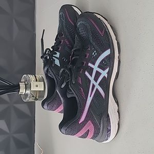 ASICS BT 2000s running shoes